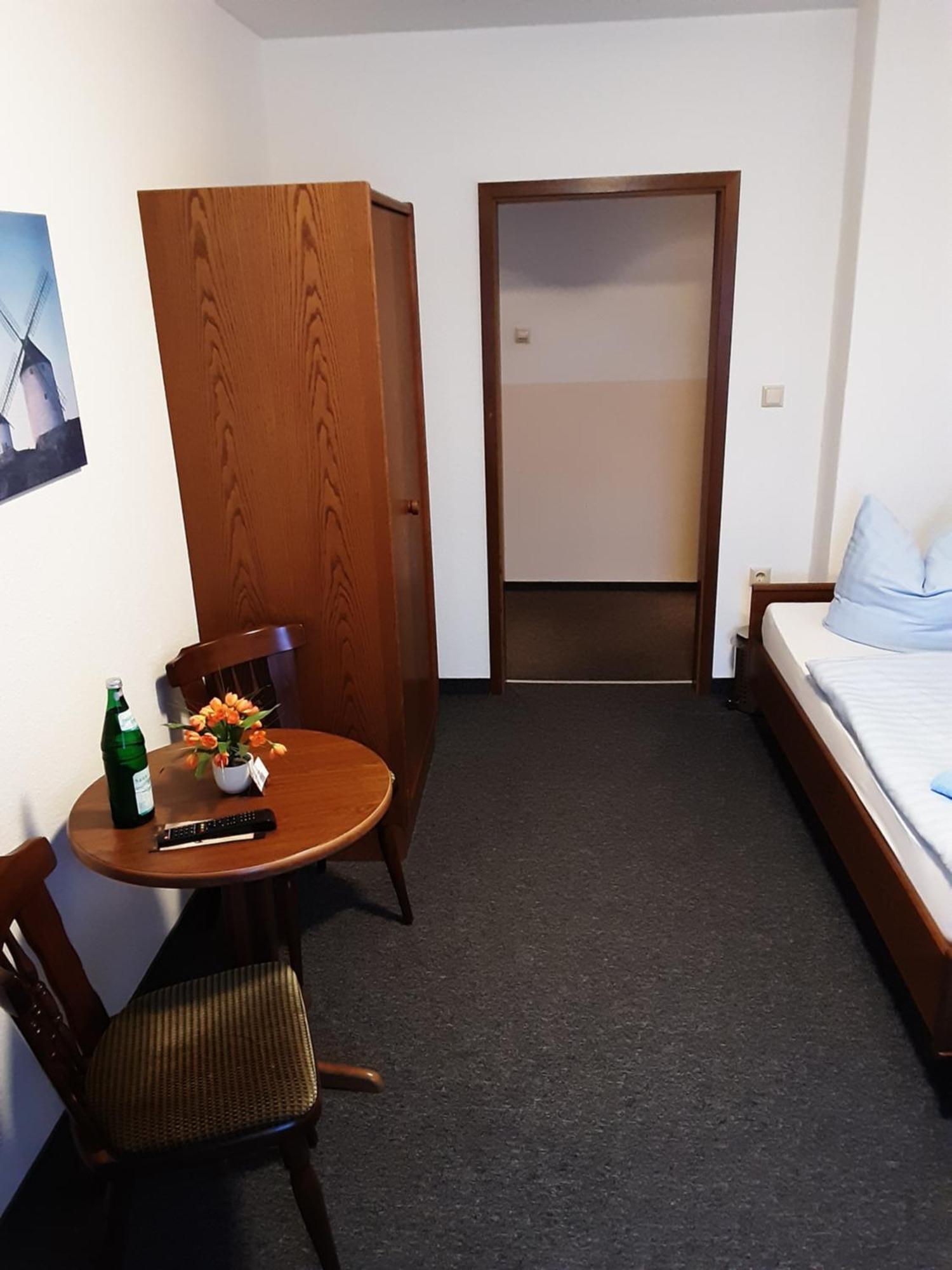 Hotel Goldener Anker Genthin Habitación foto